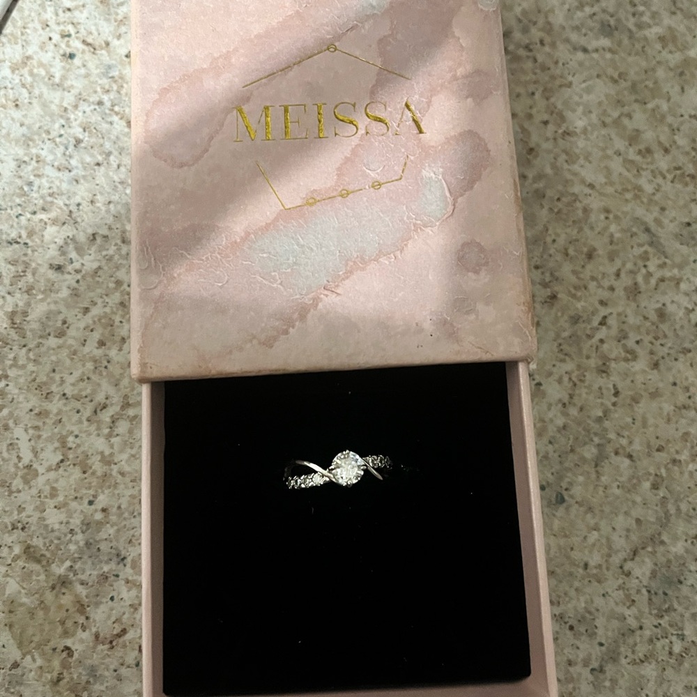 Melissa Silver S925 Twisted Cubic Zirconia Ring 7